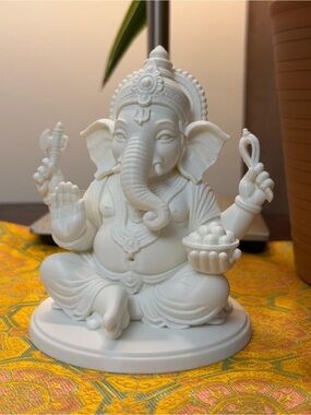 White Ganesha Statue Home Art Figurine